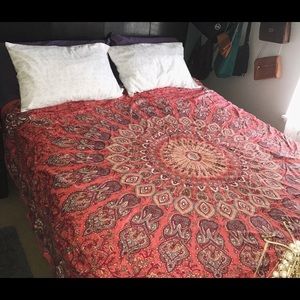 Urban Outfitters Plum & Bow Comforter